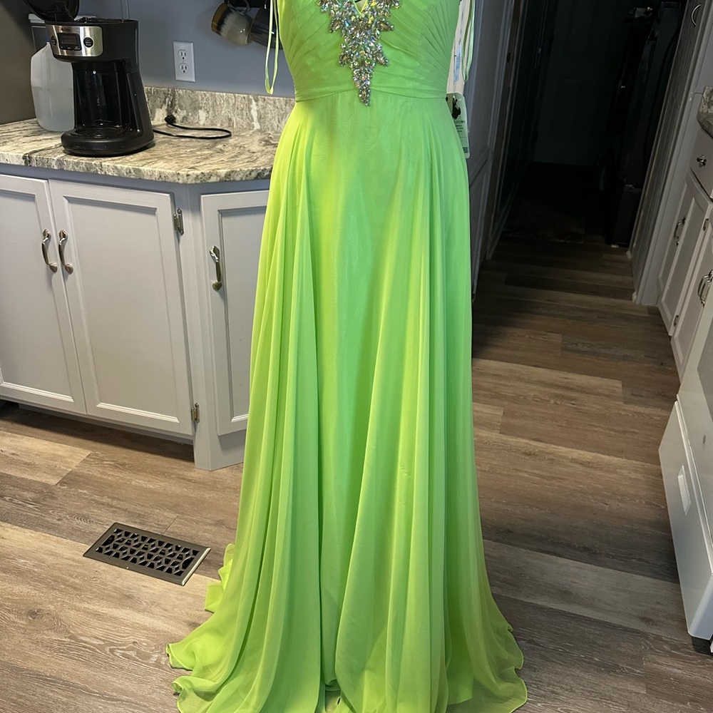 Mori Lee Vibrant Green Formal Gown